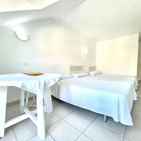 Nice Studio With Wifi, Ac, View In Puerto De La Cruz