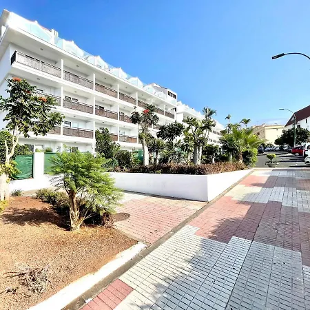 Nice Studio With Wifi, Ac, View In Puerto De La Cruz